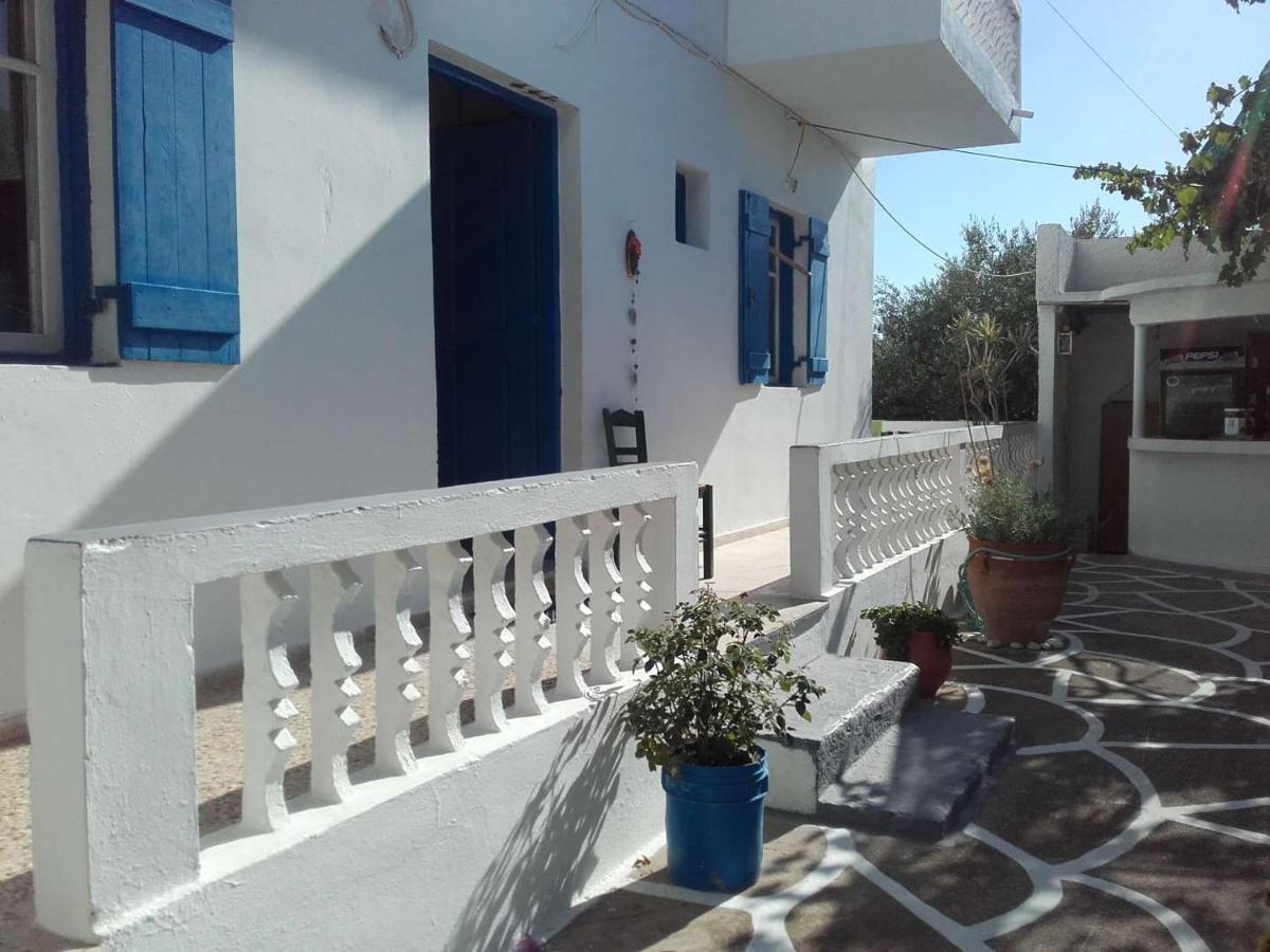 Nikos Apartments Lefkos  Exterior photo